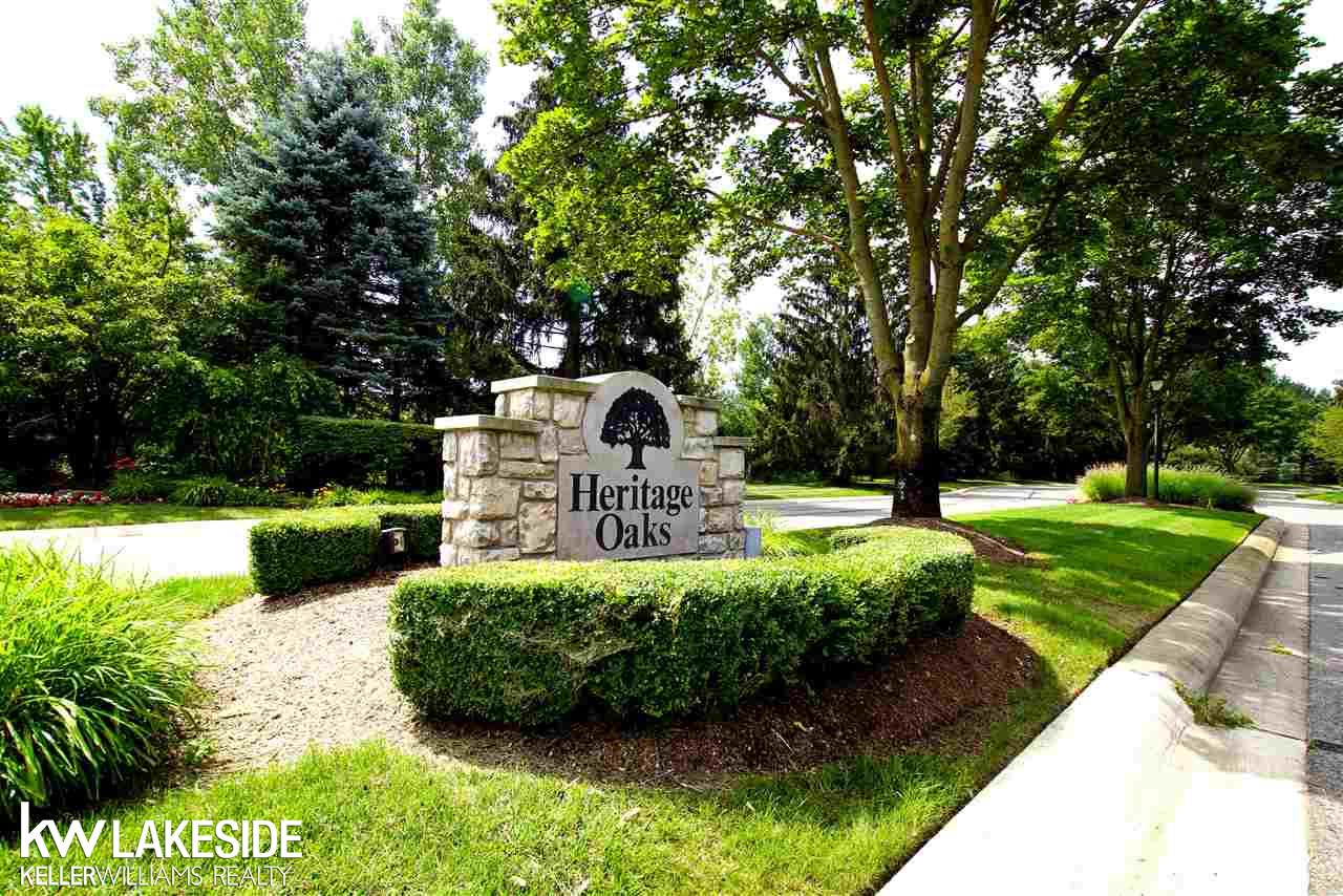 2190 Reagan Drive Rochester Hills, MI 48309 - Photo 2 of 31