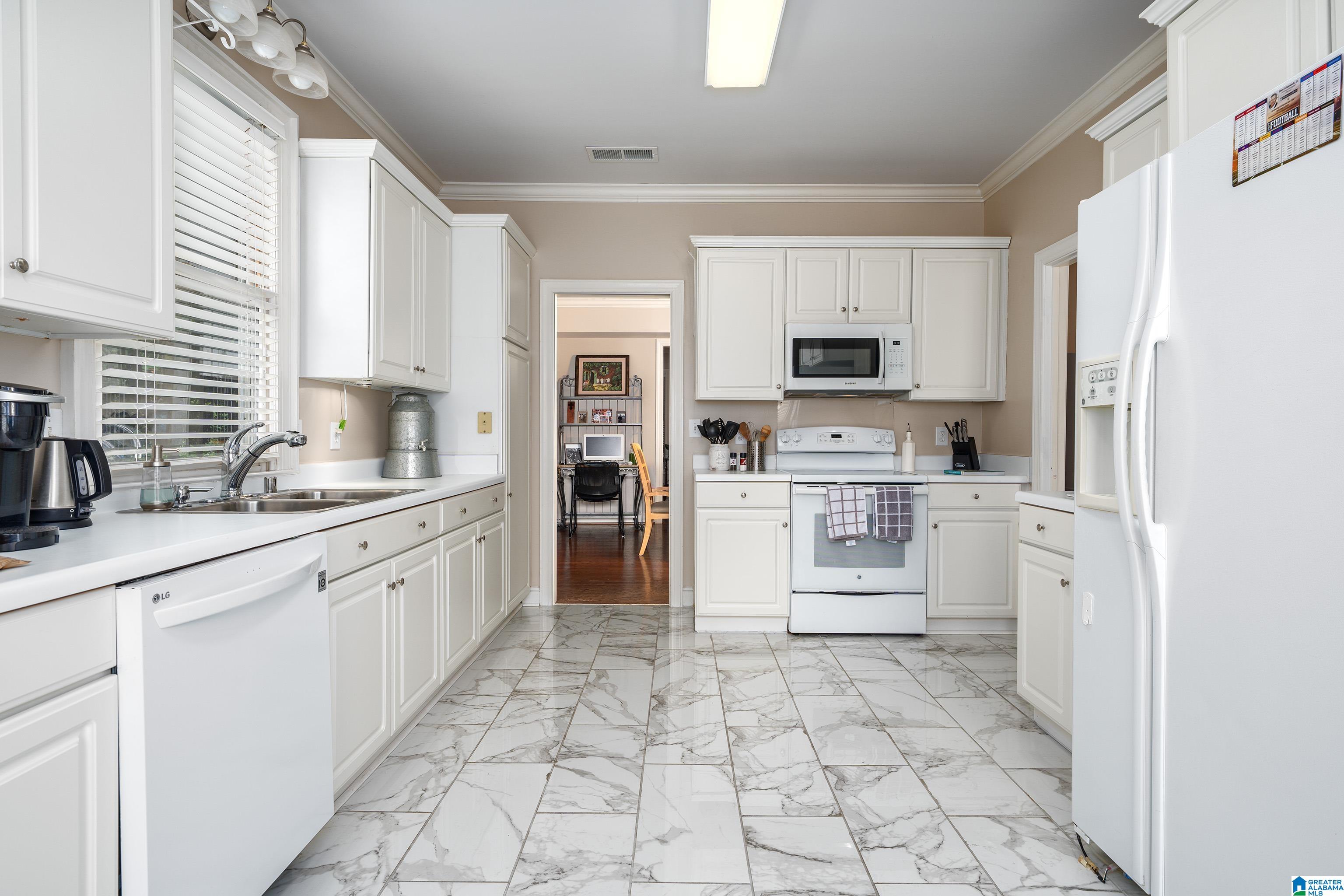 3612 Montclair Road Birmingham, AL 35213 - Photo 12 of 31