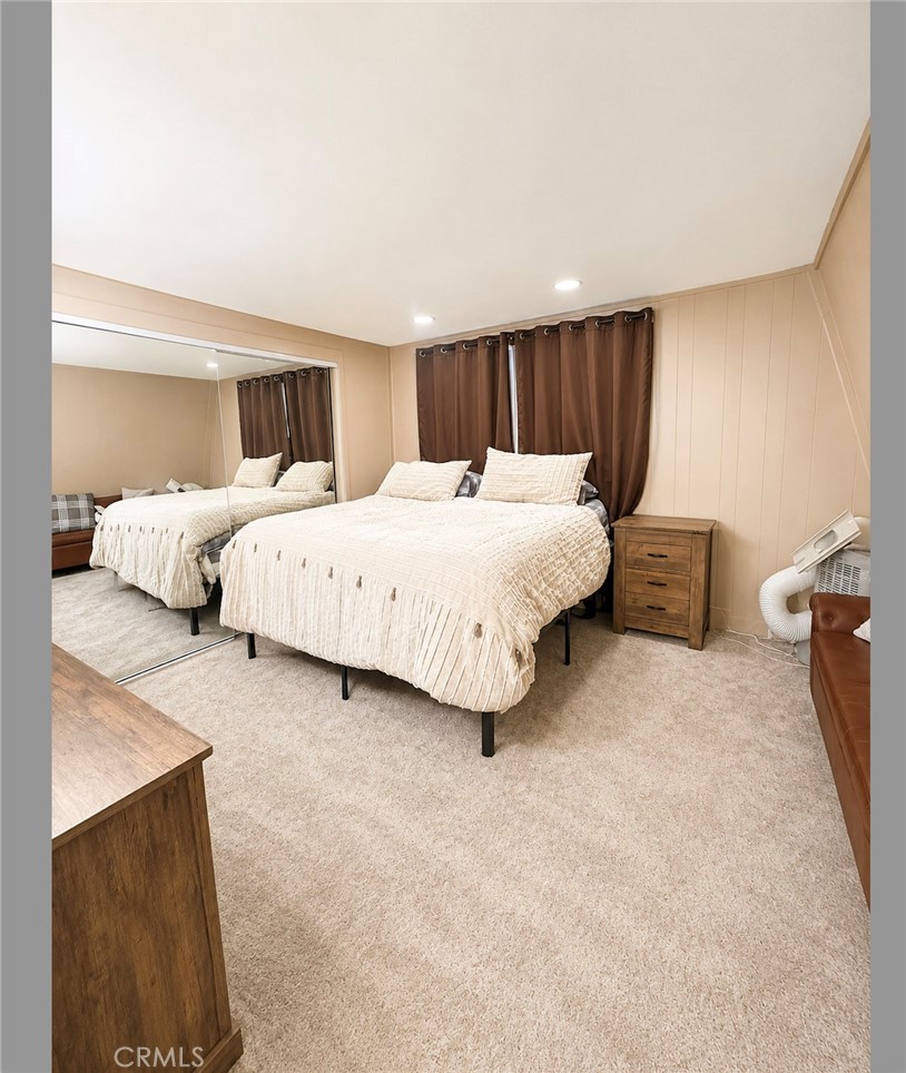 548 Riverside Avenue Sugarloaf, CA 92386 - Photo 10 of 13 Gallery Image 10