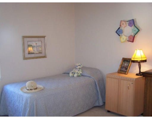 38 Hancock Road Franklin, MA 02038 - Photo 13 of 18 Gallery Image 13