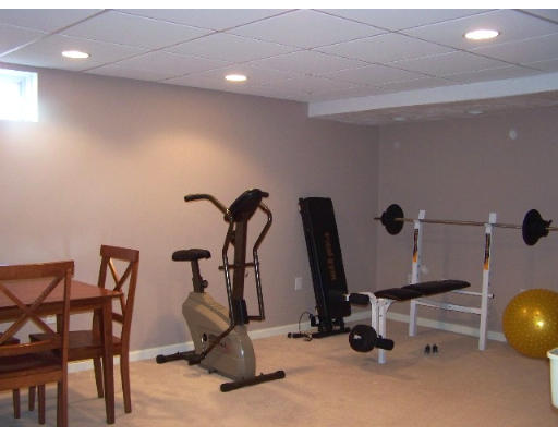 38 Hancock Road Franklin, MA 02038 - Photo 16 of 18 Gallery Image 16