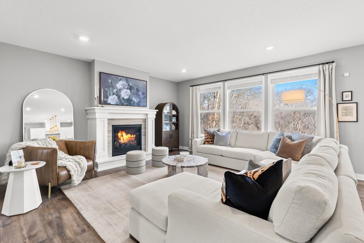 6373 Apple Court Inver Grove Heights, MN 55077 - Photo 2 of 27