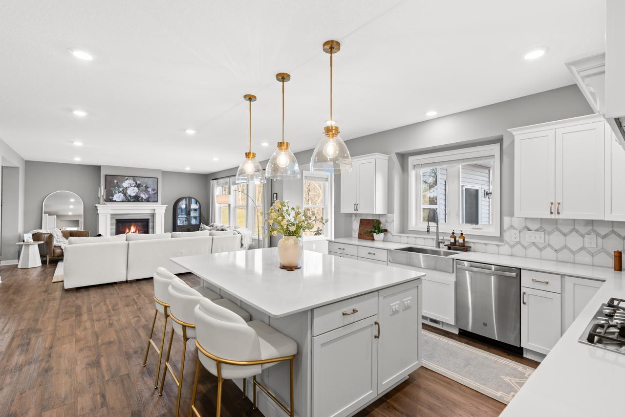 6373 Apple Court Inver Grove Heights, MN 55077 - Photo 7 of 27