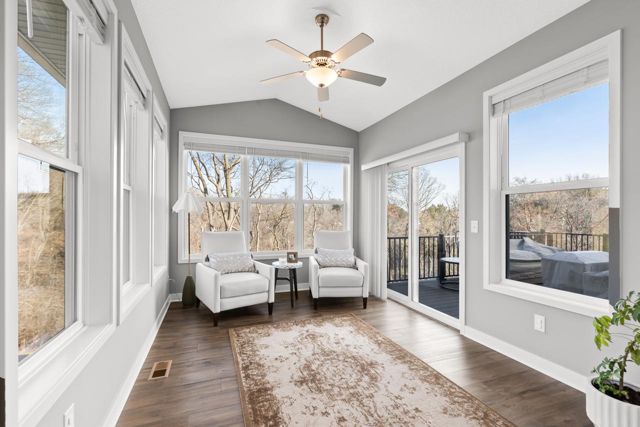 6373 Apple Court Inver Grove Heights, MN 55077 - Photo 9 of 27