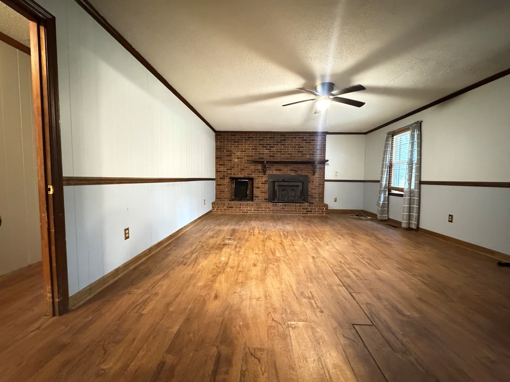 8 Cedar Lane Calhoun Falls, SC 29628 - Photo 4 of 28 Gallery Image 4