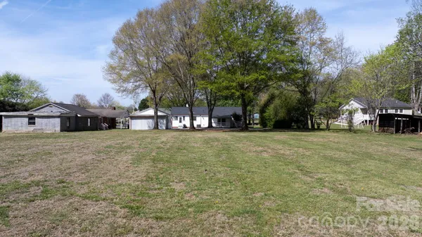 $295,000 | 212 Glendale Street, Morganton, NC 28655