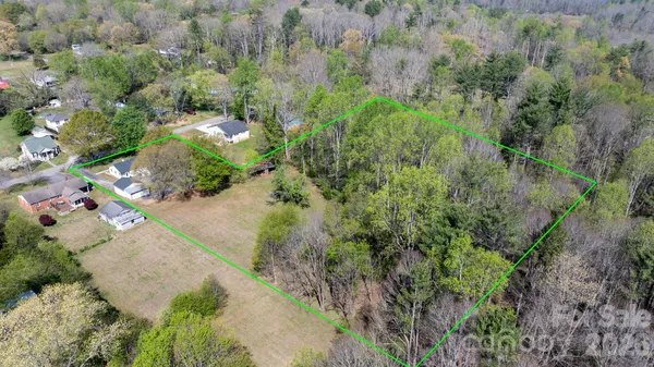$295,000 | 212 Glendale Street, Morganton, NC 28655