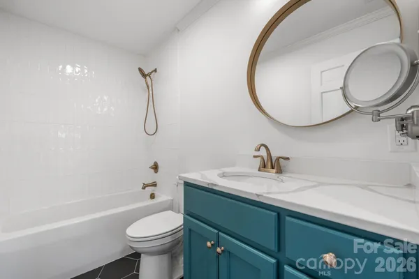 $295,000 | 212 Glendale Street, Morganton, NC 28655