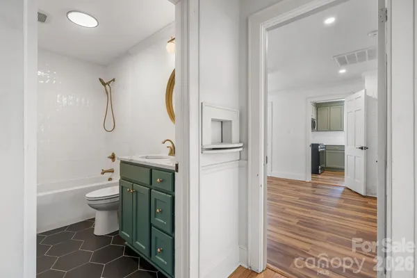 $295,000 | 212 Glendale Street, Morganton, NC 28655