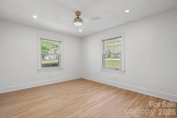 $295,000 | 212 Glendale Street, Morganton, NC 28655