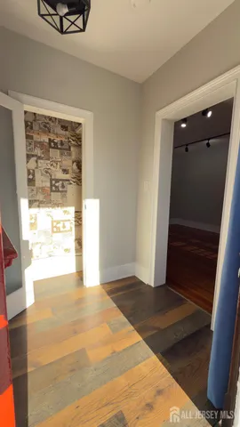 $2,500 | 55 Suydam Street, Unit 1, New Brunswick, NJ 08901