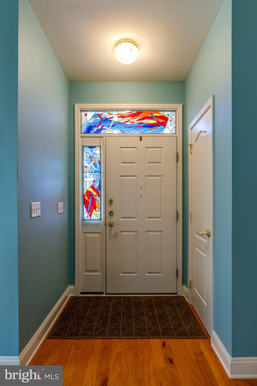 1809 Risser Lane Lancaster, PA 17601 - Photo 13 of 106 Custom stained glass entry