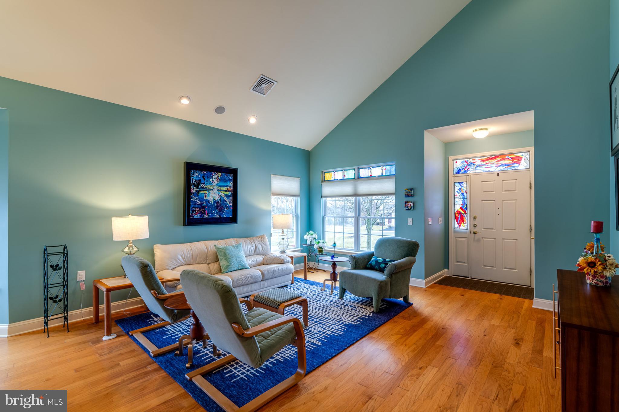 1809 Risser Lane Lancaster, PA 17601 - Photo 21 of 106 Living room