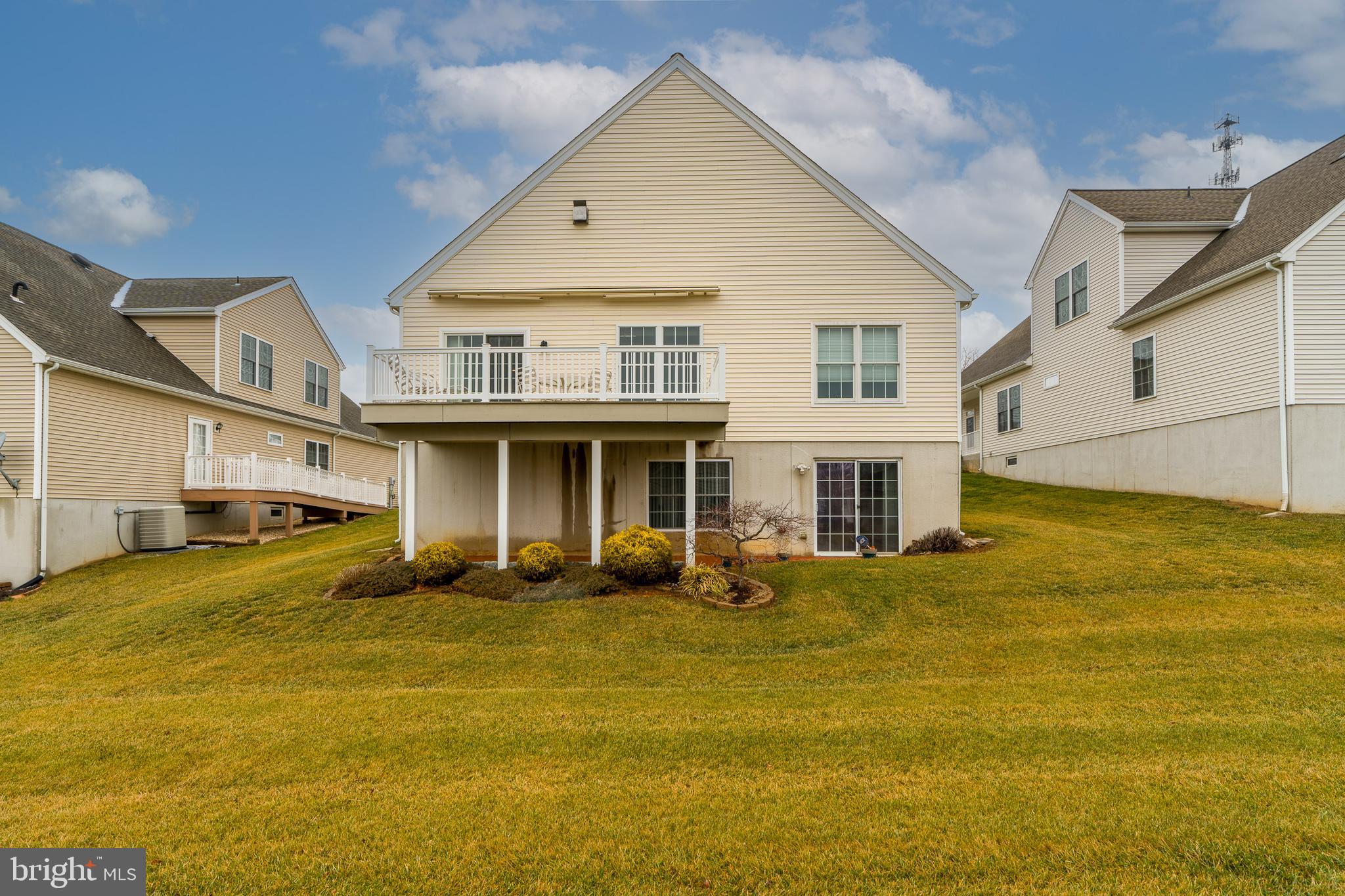 1809 Risser Lane Lancaster, PA 17601 - Photo 5 of 106 Gallery Image 5