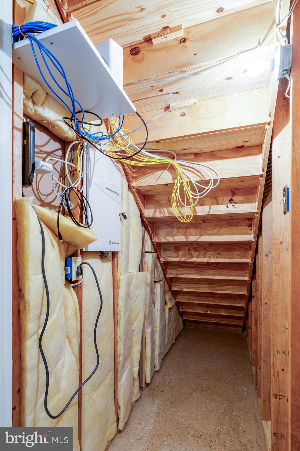 1809 Risser Lane Lancaster, PA 17601 - Photo 90 of 106 Cat 5 Ethernet