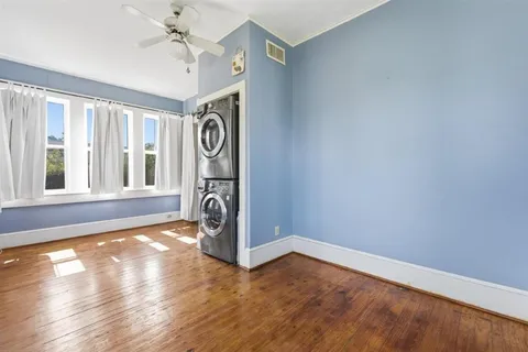 $179,000 | 635 Iris Street, Lake Charles, LA 70601