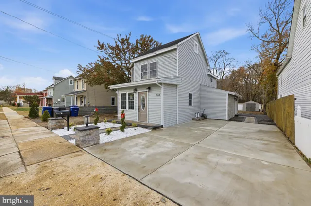 $521,999 | 233 Chestnut Street, Mount Holly, NJ 08060