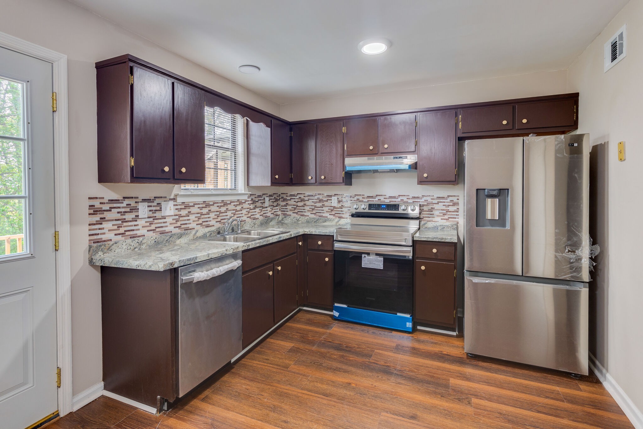 730 Ridgeview Court Antioch, TN 37013 - Photo 8 of 20 Gallery Image 8