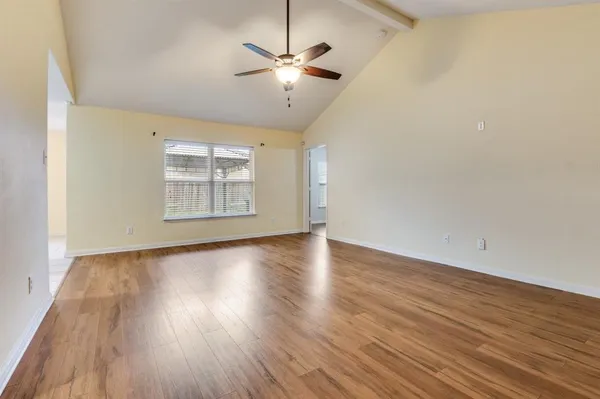 $2,150 | 120 Mount Vernon Lane, Venus, TX 76084