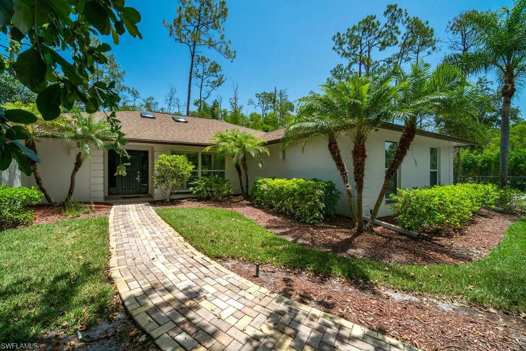 6771 Bottlebrush Lane Naples, FL 34109 - Photo 4 of 19 Gallery Image 4