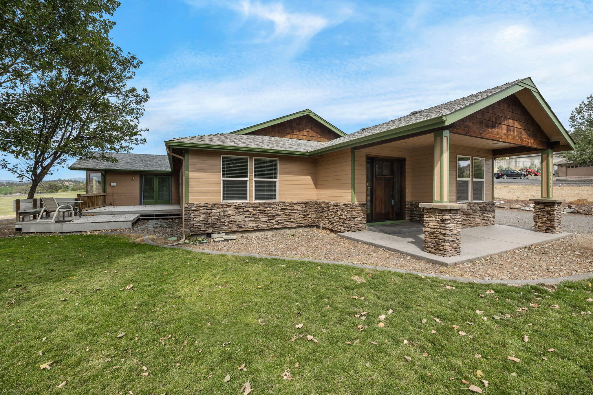 3206 Northeast Yellowpine Road Prineville, OR 97754 - Photo 4 of 38 2023_08_31_3206_ne_yellowpine_rd_pv-38