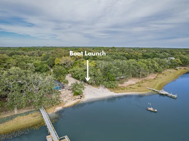 $285,000 | 605 Alligator Drive, Panacea, FL 32346