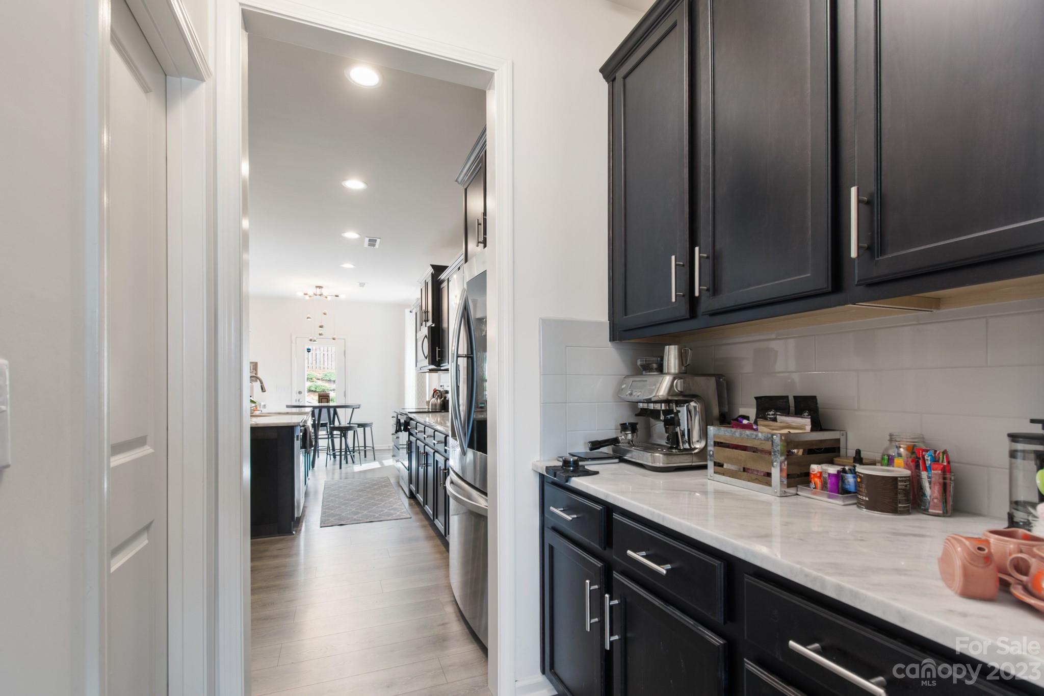 9112 Colwick Hill Road Charlotte, NC 28215 - Photo 9 of 47 Gallery Image 9