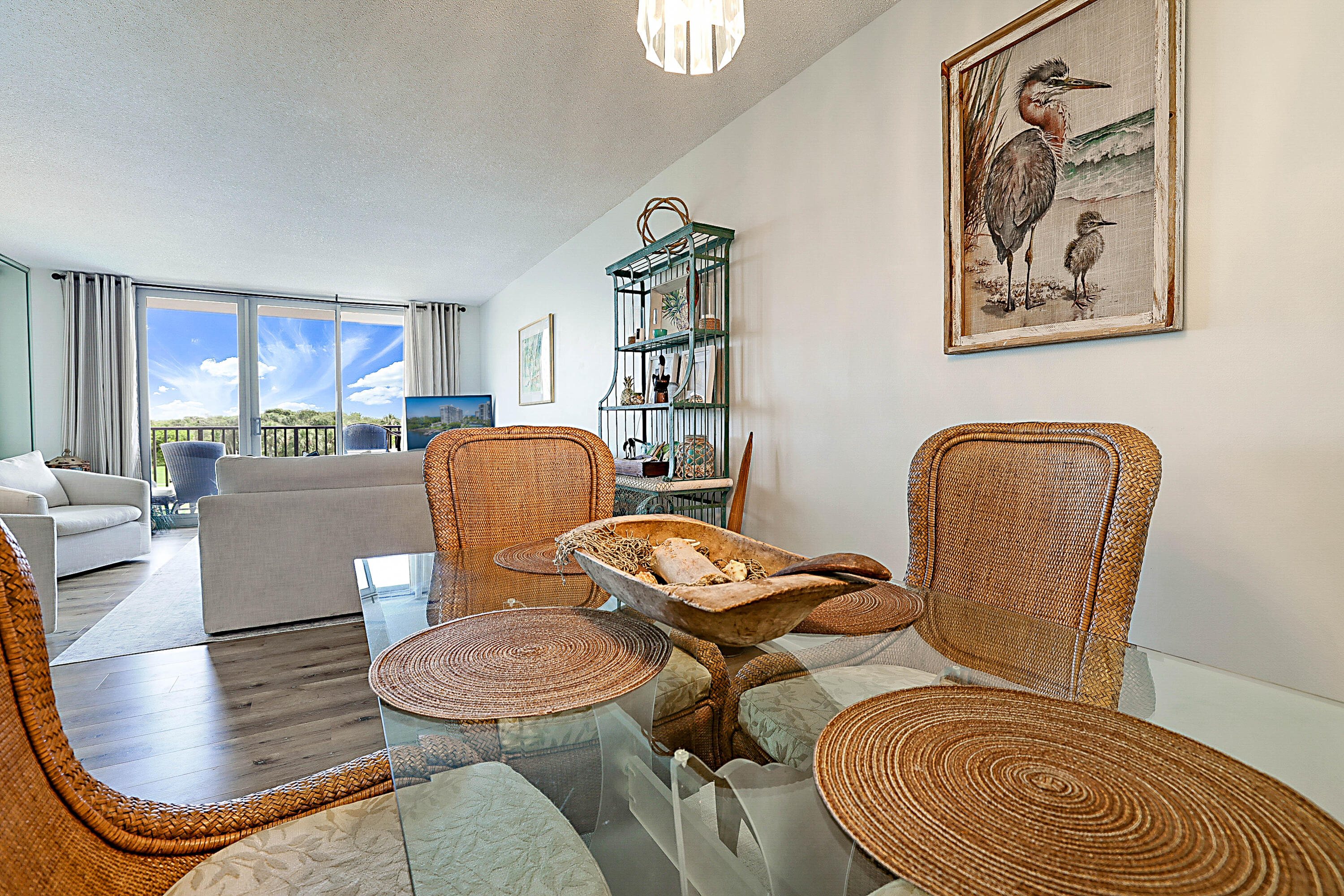 2121 North Ocean Boulevard, Unit 407W Boca Raton, FL 33431 - Photo 11 of 60 Dining area