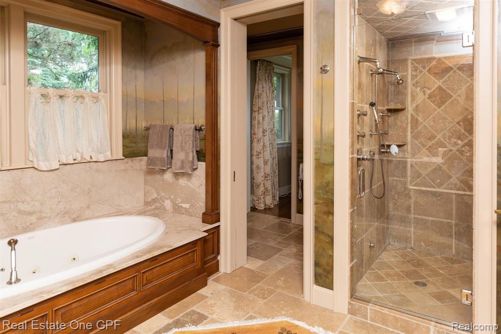 992 Lake Shore Road Grosse Pointe Shores, MI 48236 - Photo 33 of 59