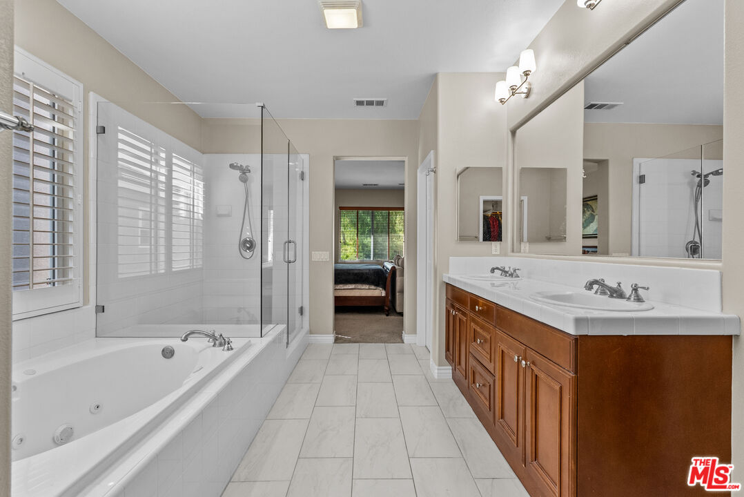 25618 Henley Way Stevenson Ranch, CA 91381 - Photo 30 of 47