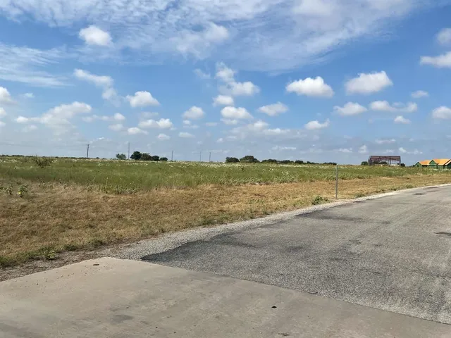 $900,000 | 12700 West Rocky Creek Road, Crowley, TX 76036