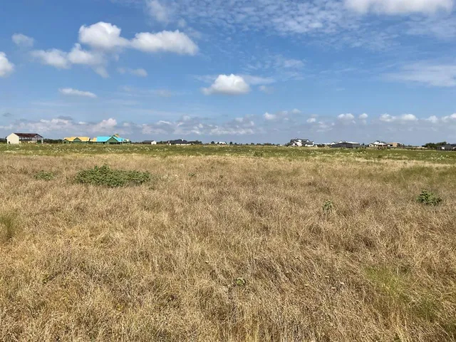 $900,000 | 12700 West Rocky Creek Road, Crowley, TX 76036