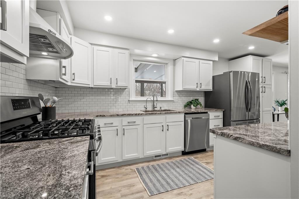 110 Countryview Drive McKees Rocks, PA 15136 - Photo 15 of 42 Gallery Image 15