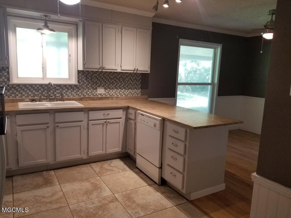 Kitchen 3