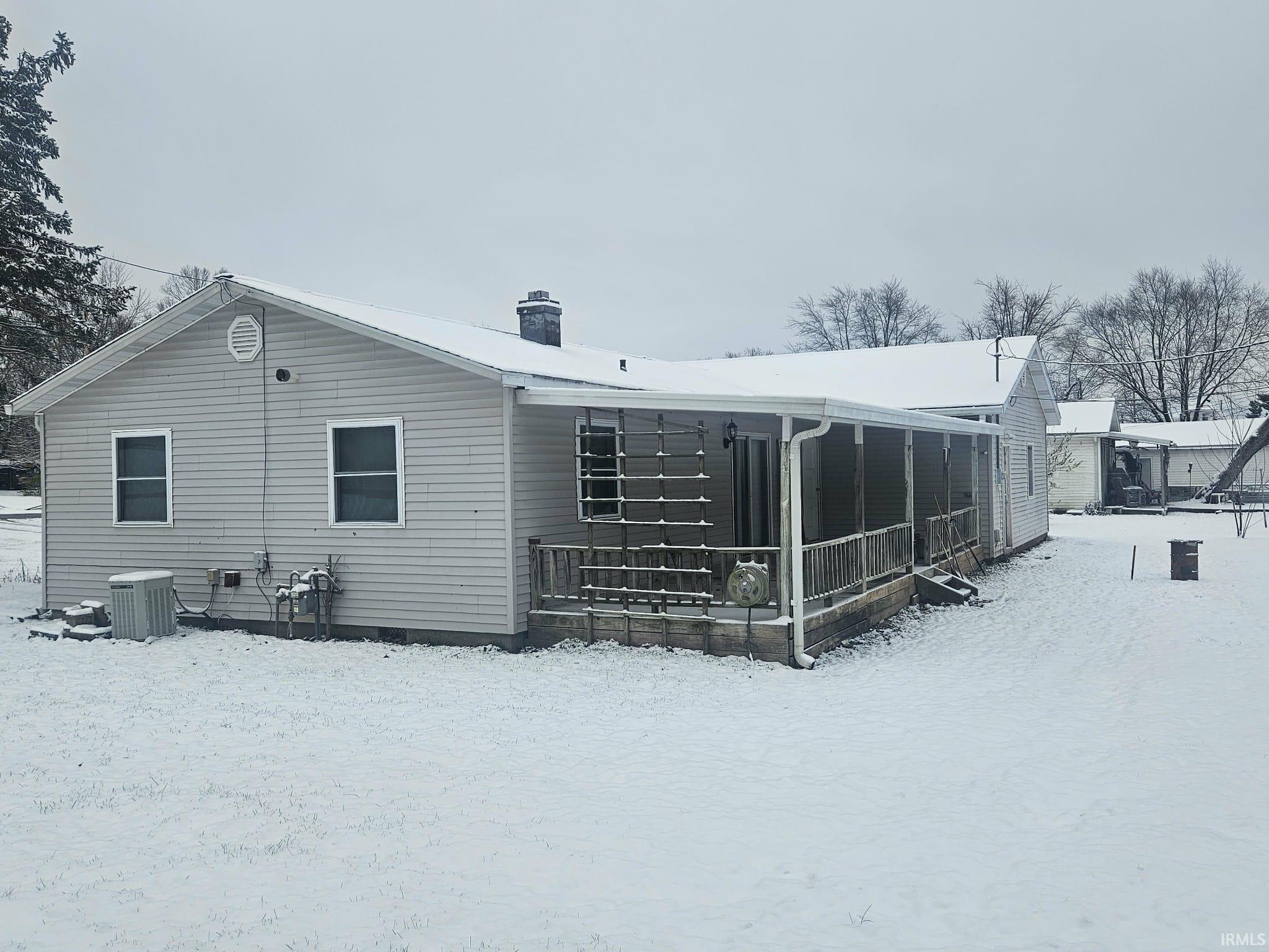 911 Biddinger Lane Washington, IN 47501 - Photo 3 of 14