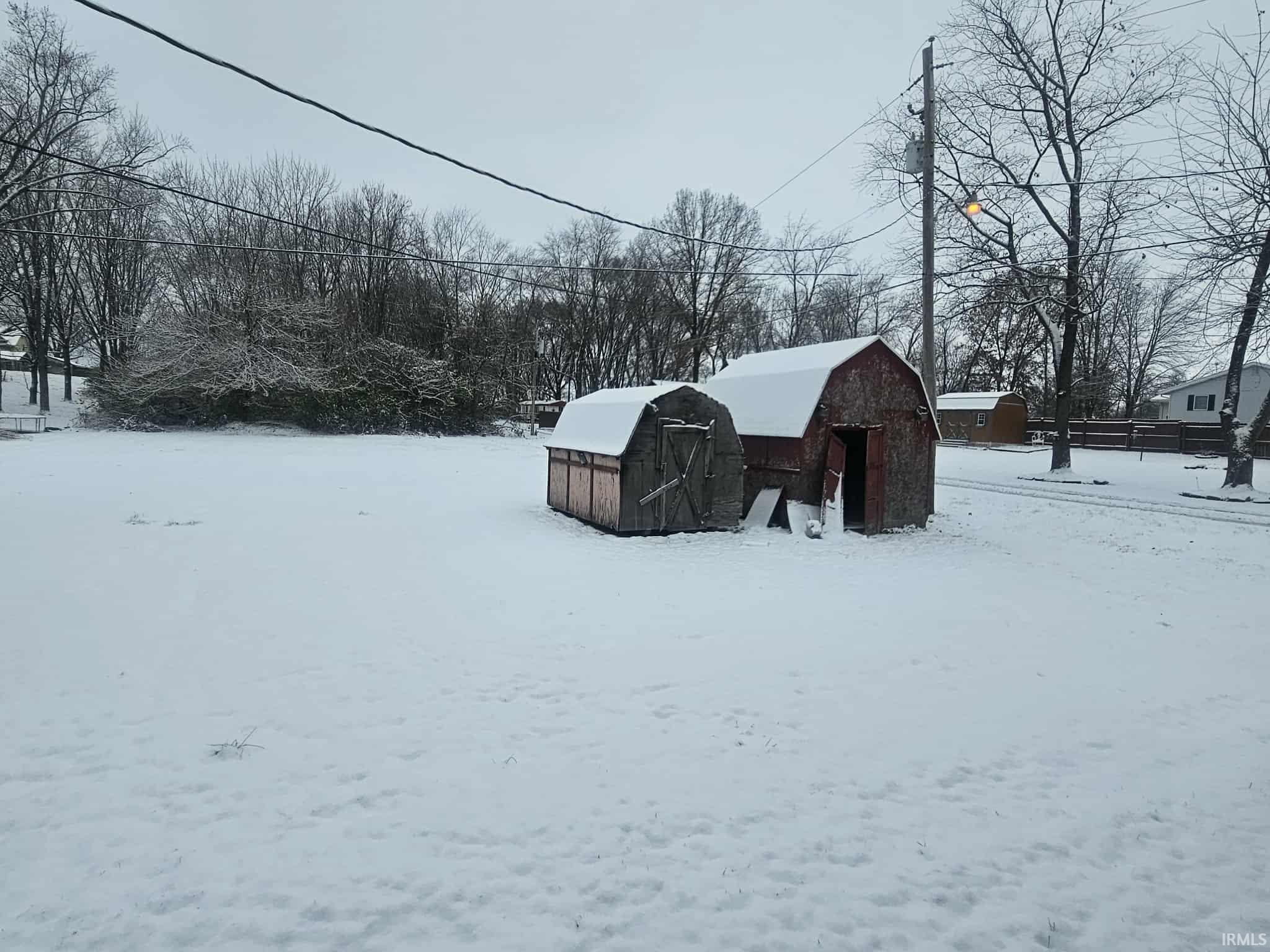 911 Biddinger Lane Washington, IN 47501 - Photo 4 of 14