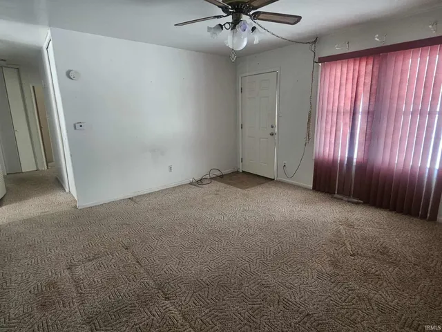 $129,900 | 911 Biddinger Lane, Washington, IN 47501