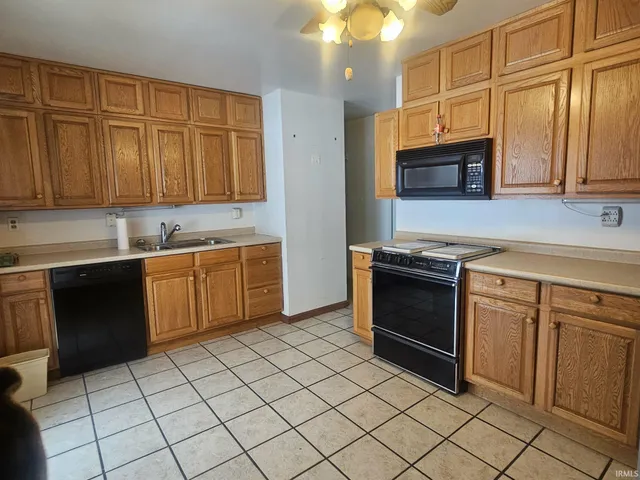 $129,900 | 911 Biddinger Lane, Washington, IN 47501