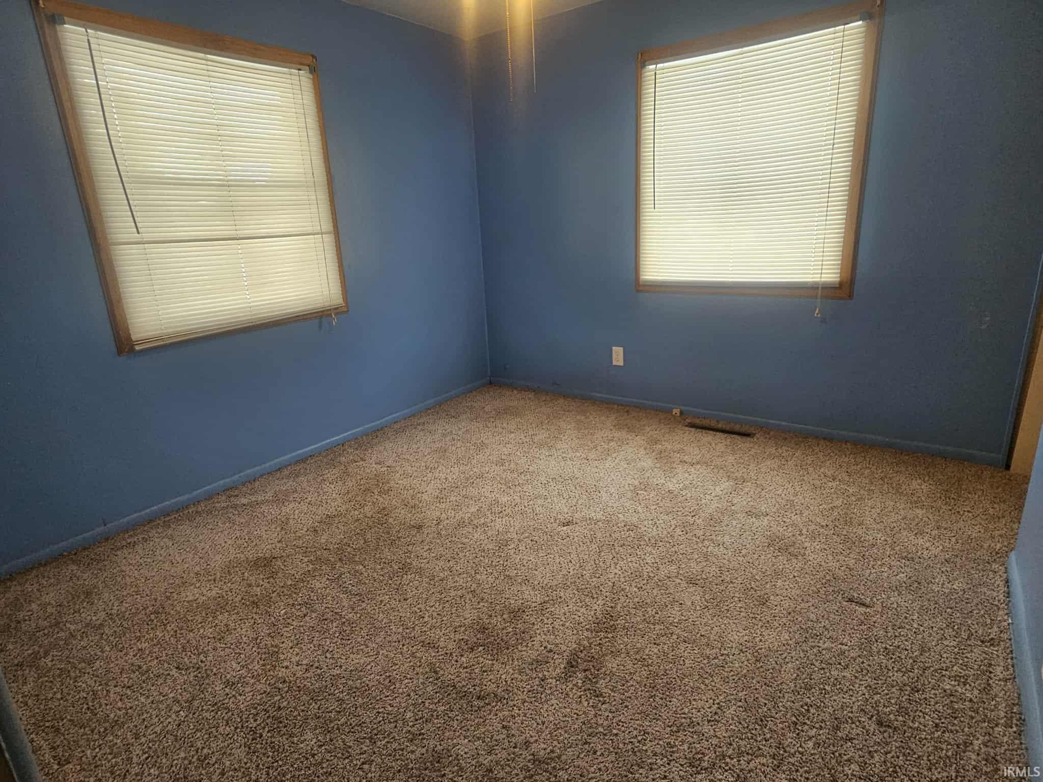 911 Biddinger Lane Washington, IN 47501 - Photo 8 of 14