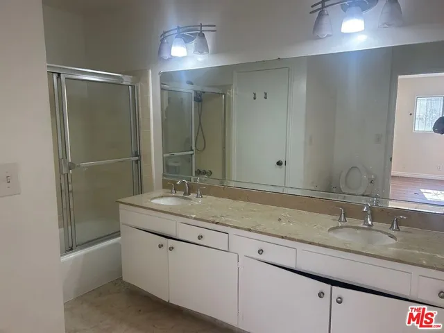 $2,900 | 1440 Reeves Street, Unit 108, Los Angeles, CA 90035