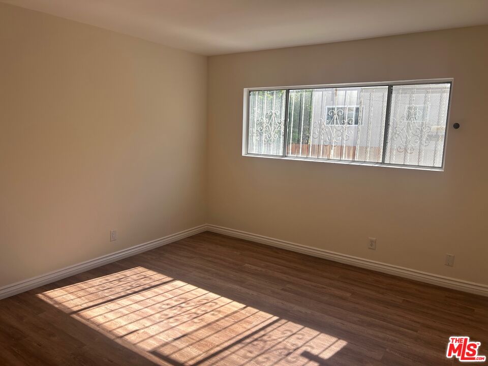 1440 Reeves Street, Unit 108 Los Angeles, CA 90035 - Photo 8 of 12