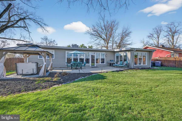 $649,999 | 419 Edgemoor Drive, Moorestown, NJ 08057