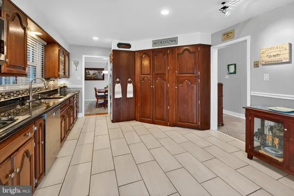 $649,999 | 419 Edgemoor Drive, Moorestown, NJ 08057