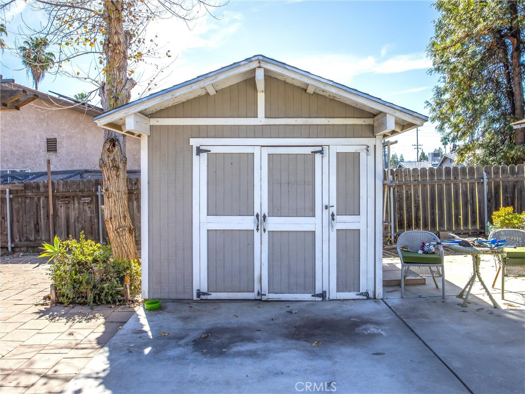 1539 Robyn Street Redlands, CA 92374 - Photo 33 of 47 a front view of a house with garden