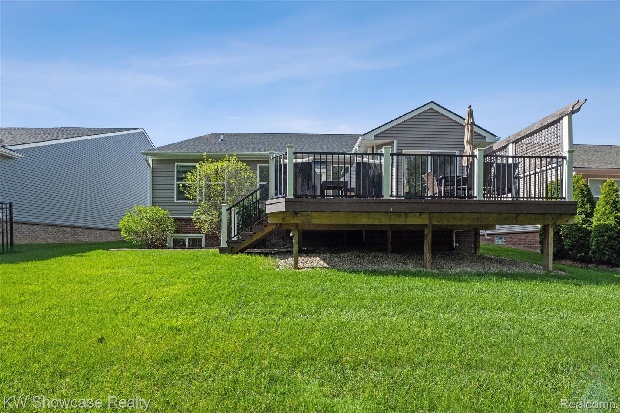 3160 Curtis Road Wixom, MI 48393 - Photo 38 of 44 Gallery Image 38