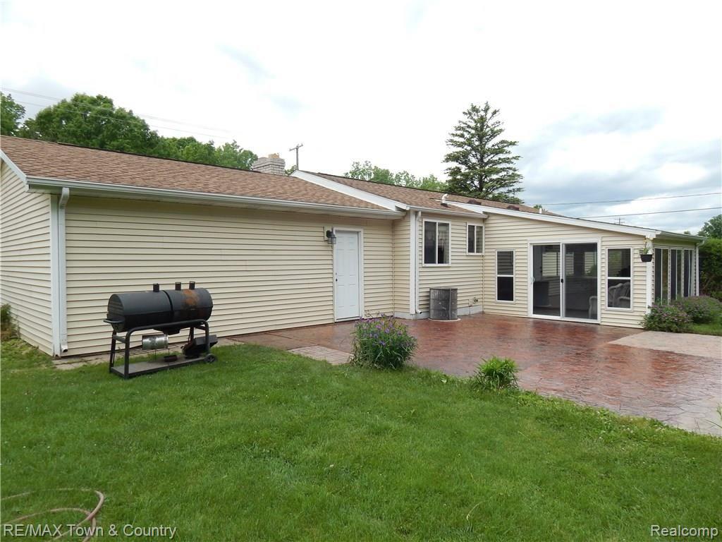 7278 Nichols Road Flushing, MI 48433 - Photo 21 of 26 Gallery Image 21