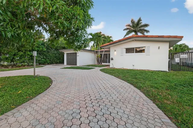 $875,000 | 2524 Marathon Lane, Fort Lauderdale, FL 33312