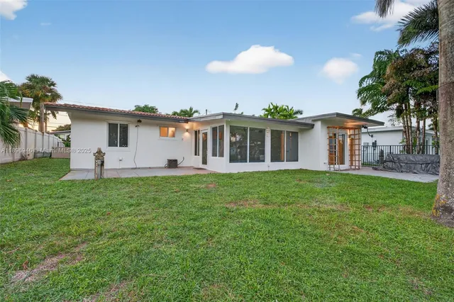 $875,000 | 2524 Marathon Lane, Fort Lauderdale, FL 33312