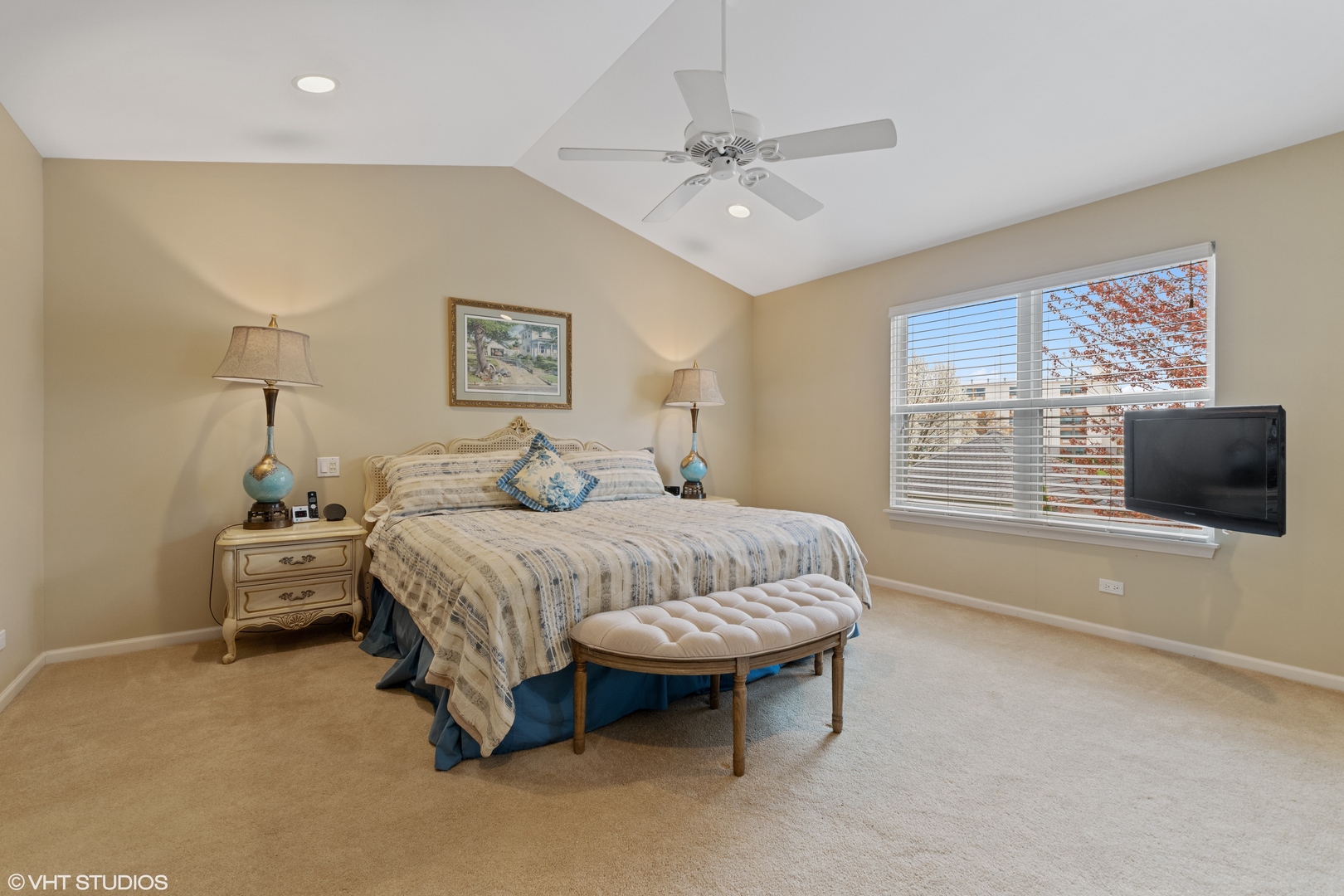 54 Westover Road Highwood, IL 60040 - Photo 12 of 24