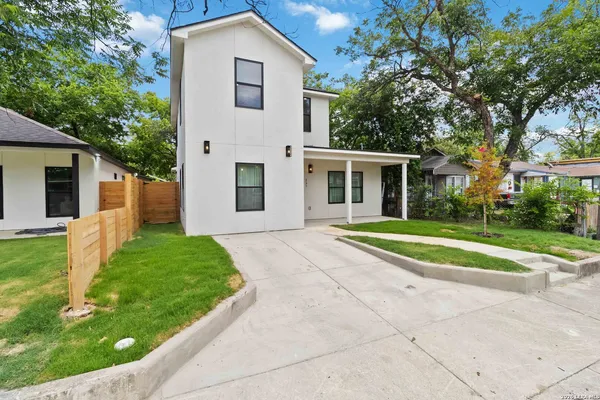 $2,700 | 237 Carle Avenue, San Antonio, TX 78204